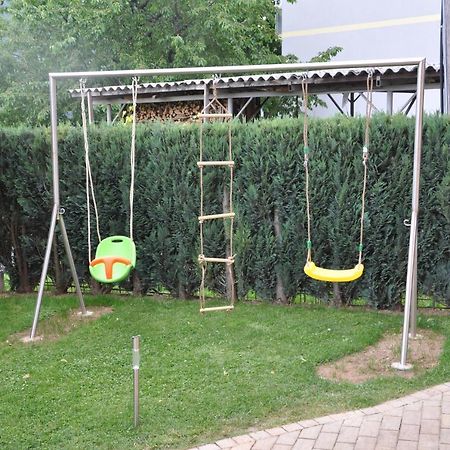 Rezidenca Ervin Ξενοδοχείο Jesenice Εξωτερικό φωτογραφία